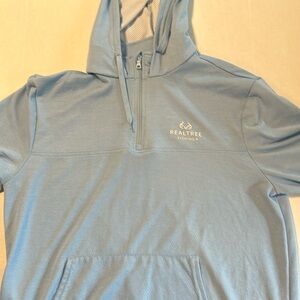 Realtree light weight fishing hoodie. Men’s L